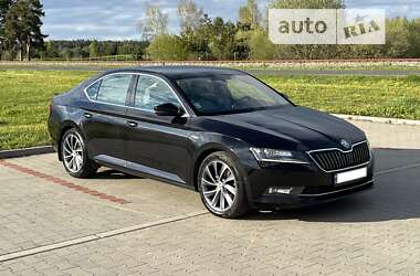 Ліфтбек Skoda Superb 2017 в Ужгороді