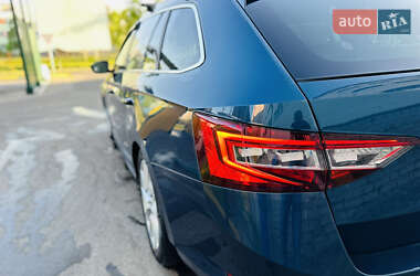 Универсал Skoda Superb 2015 в 