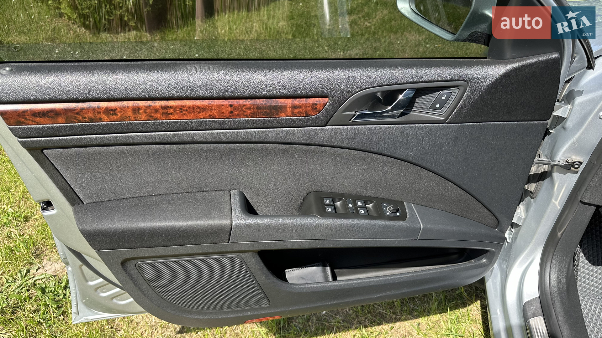 2010 Skoda Superb - мініатюра 18