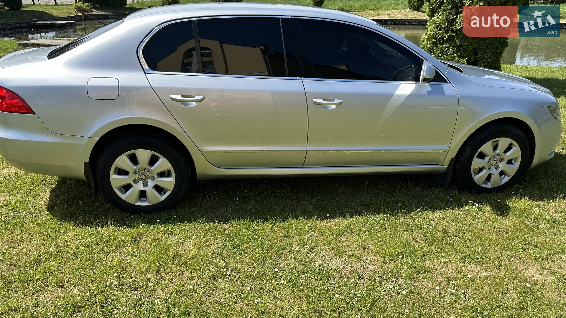 2010 Skoda Superb - мініатюра 20