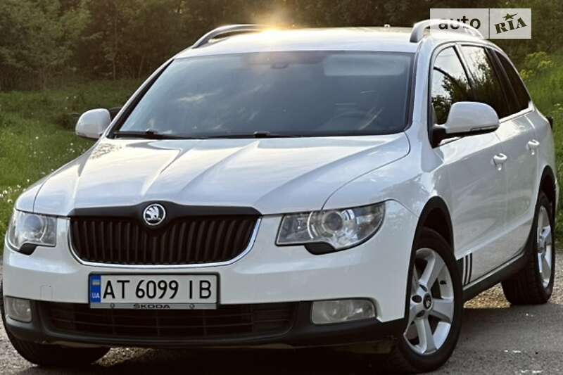 Универсал Skoda Superb 2011 в Коломые