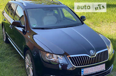 Универсал Skoda Superb 2015 в Луцке