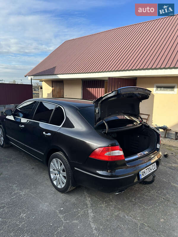 Универсал Skoda Superb 2010 в Житомире