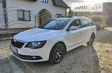 Универсал Skoda Superb 2013 в Тячеве