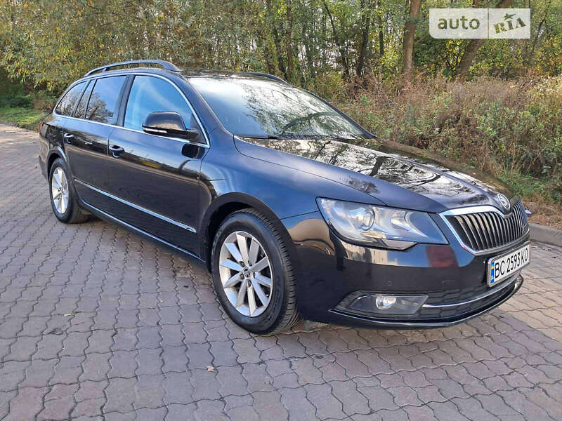 Универсал Skoda Superb 2014 в Львове