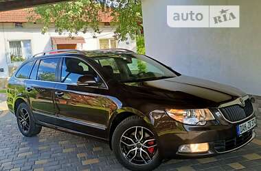 Универсал Skoda Superb 2013 в Бориславе