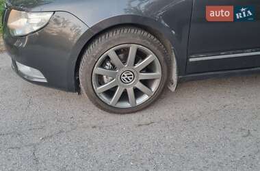 Лифтбек Skoda Superb 2009 в Запорожье