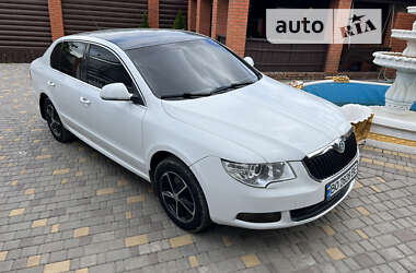 Лифтбек Skoda Superb 2008 в Кривом Роге