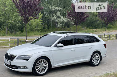 Универсал Skoda Superb 2019 в Кременчуге