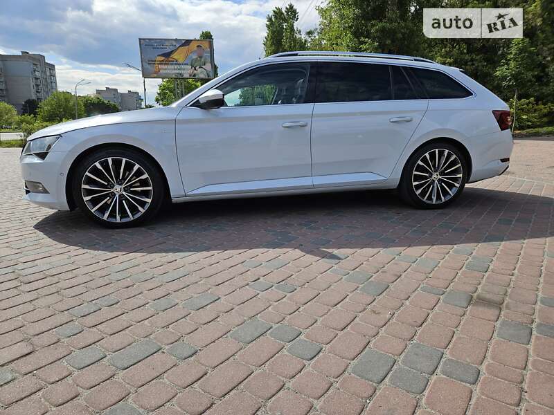 Універсал Skoda Superb 2016 в Павлограді