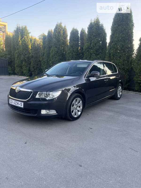 Лифтбек Skoda Superb 2009 в Тернополе