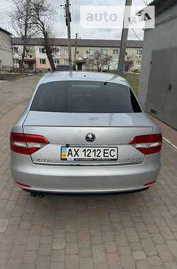 Лифтбек Skoda Superb 2013 в Близнюках