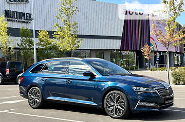 Универсал Skoda Superb 2019 в Киеве