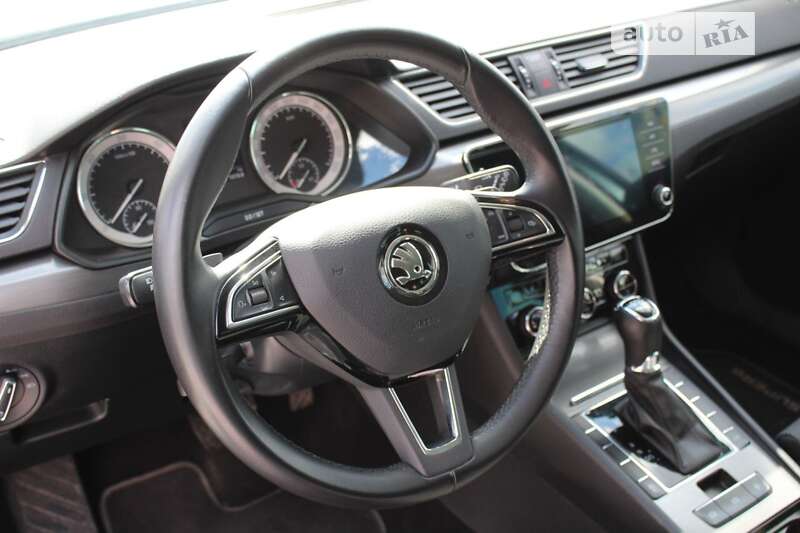 Універсал Skoda Superb 2020 в Вінниці
