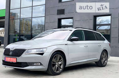 Универсал Skoda Superb 2018 в Киеве