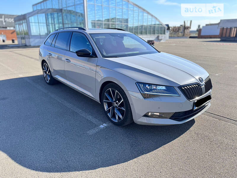 Универсал Skoda Superb 2018 в Киеве