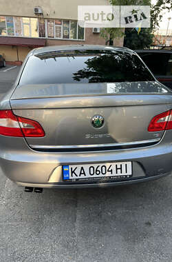 Лифтбек Skoda Superb 2012 в Киеве