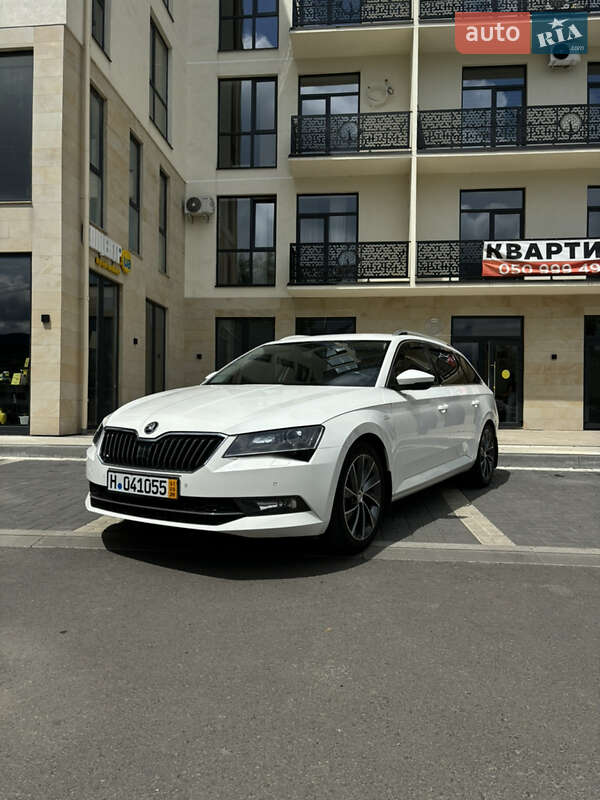 Универсал Skoda Superb 2016 в 