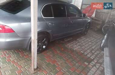 Лифтбек Skoda Superb 2009 в 