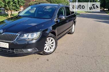 Универсал Skoda Superb 2014 в Умани