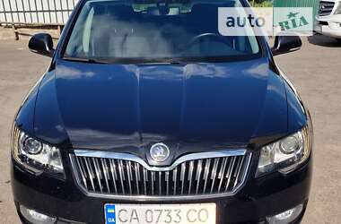 Универсал Skoda Superb 2014 в Умани