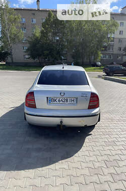 Ліфтбек Skoda Superb 2002 в Маньківці