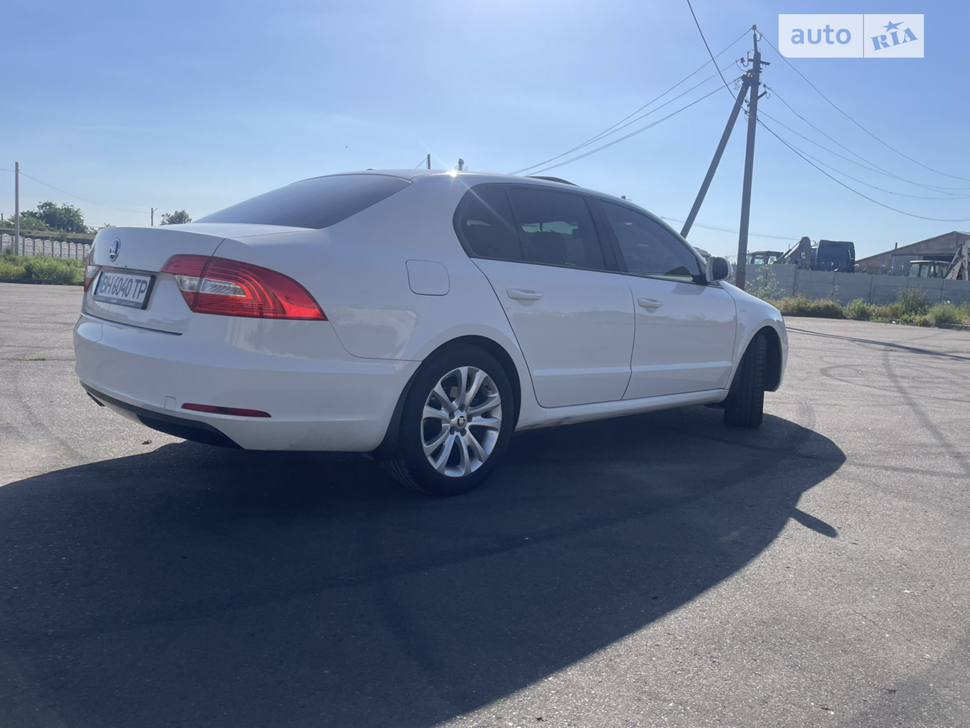 2013 Skoda Superb - мініатюра 14