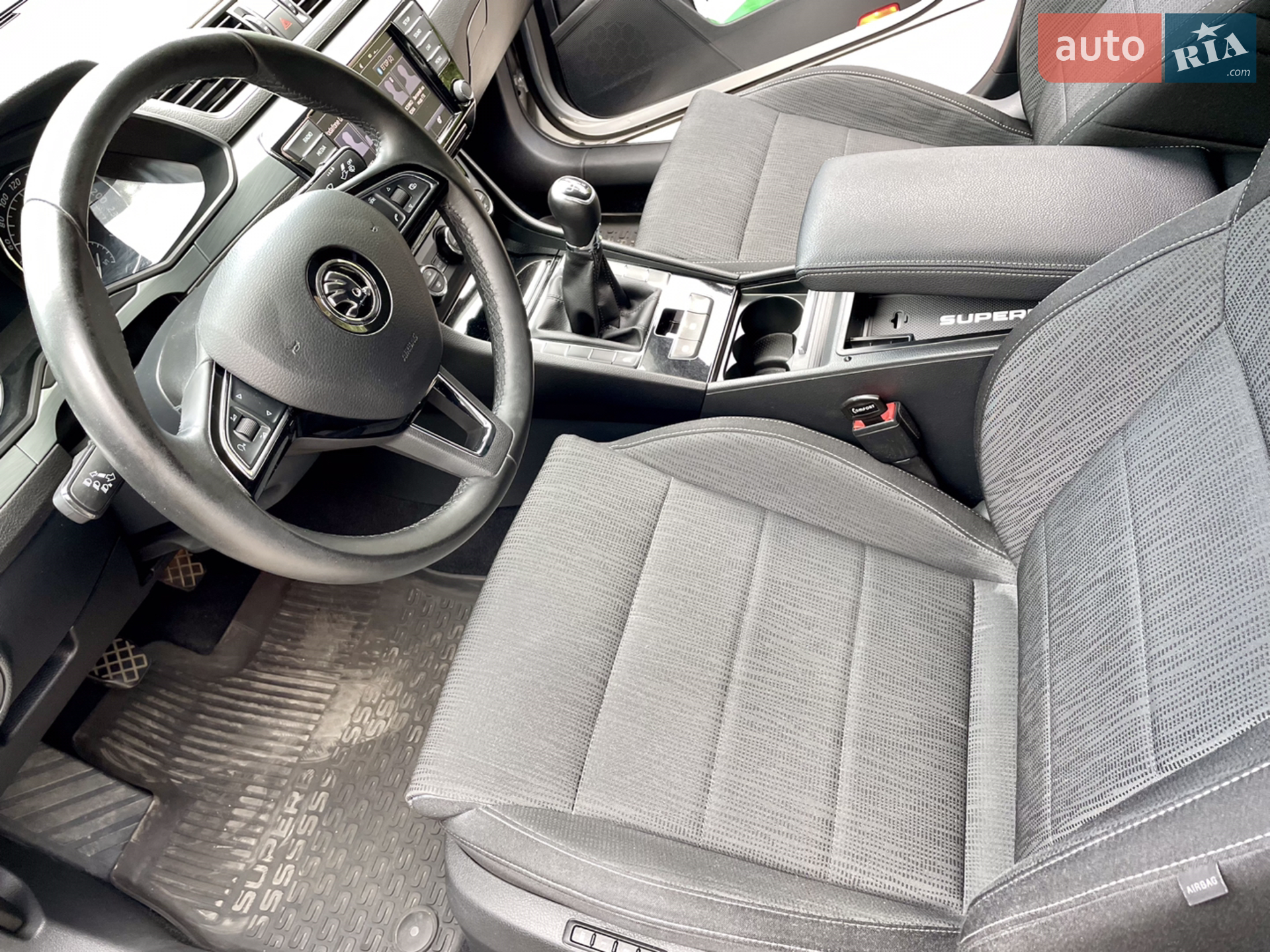 2016 Skoda Superb - мініатюра 6