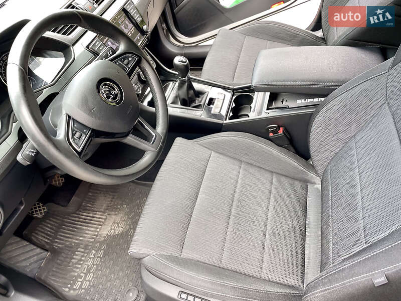 Лифтбек Skoda Superb 2016 в Запорожье фото 5 Лифтбек Skoda Superb 2016 в Запорожье