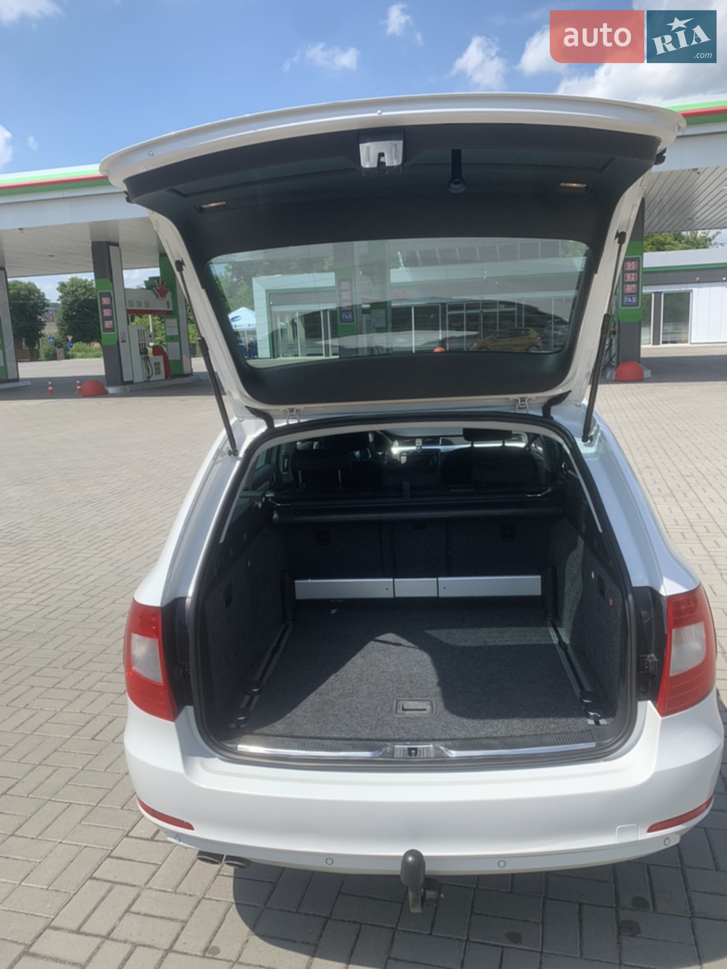 2012 Skoda Superb - мініатюра 4