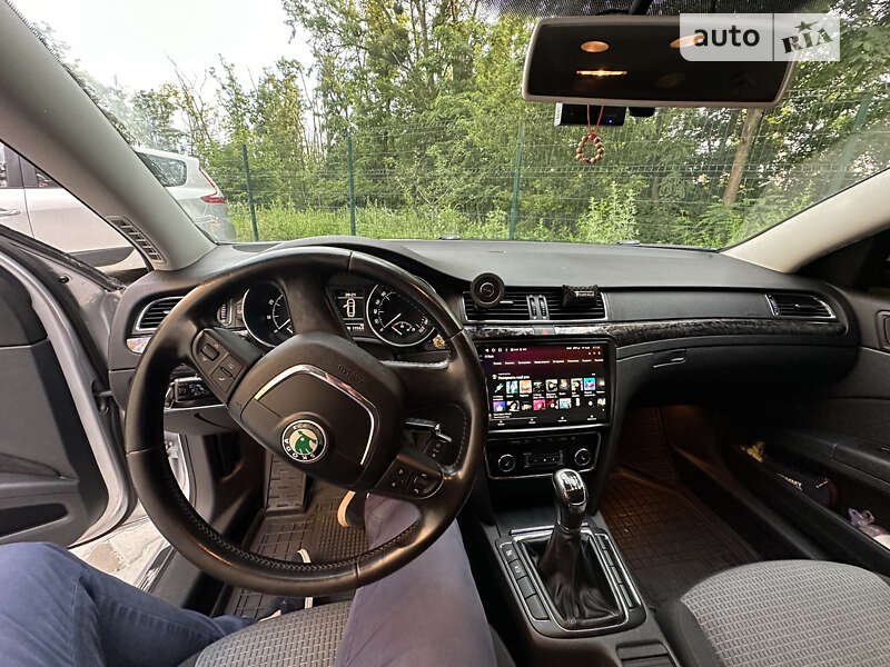 Лифтбек Skoda Superb 2008 в Киеве