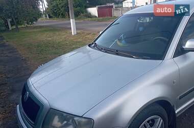 Лифтбек Skoda Superb 2003 в 