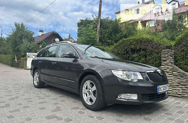 Універсал Skoda Superb 2010 в Трускавці