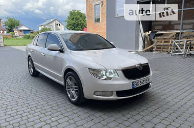 Лифтбек Skoda Superb 2009 в Хмельницком