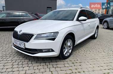 Универсал Skoda Superb 2019 в 
