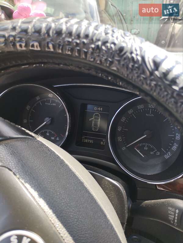 Лифтбек Skoda Superb 2008 в Одессе