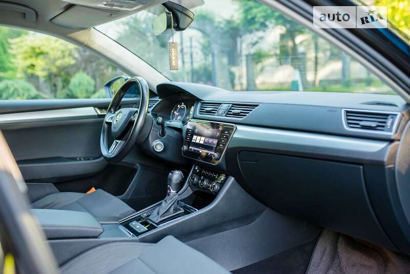 Лифтбек Skoda Superb 2019 в Дрогобыче фото 19 Лифтбек Skoda Superb 2019 в Дрогобыче