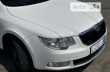 Універсал Skoda Superb 2012 в Києві