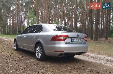 Лифтбек Skoda Superb 2013 в 