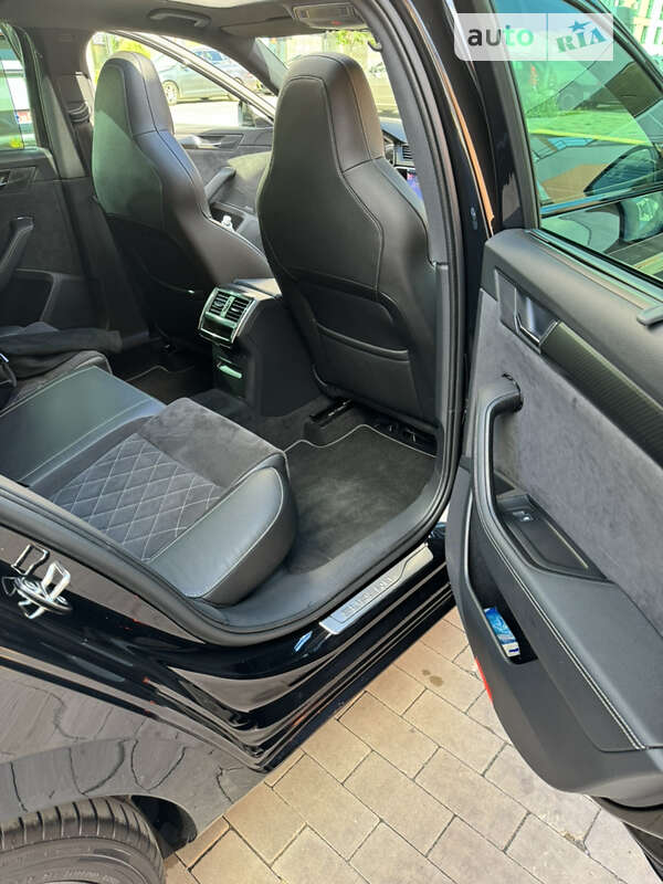 Универсал Skoda Superb 2020 в Луцке