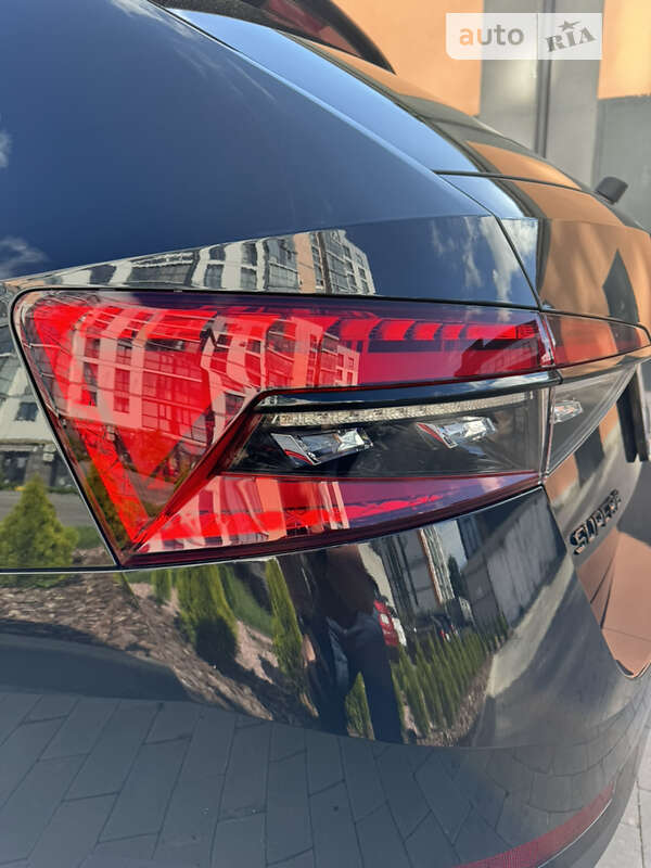 Универсал Skoda Superb 2020 в Луцке