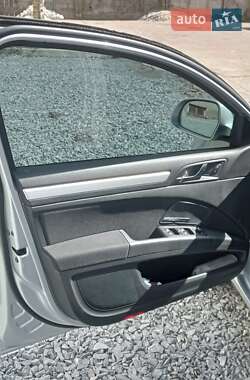 Универсал Skoda Superb 2011 в 