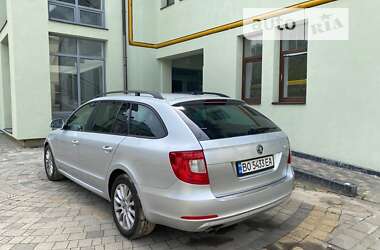 Універсал Skoda Superb 2011 в Львові