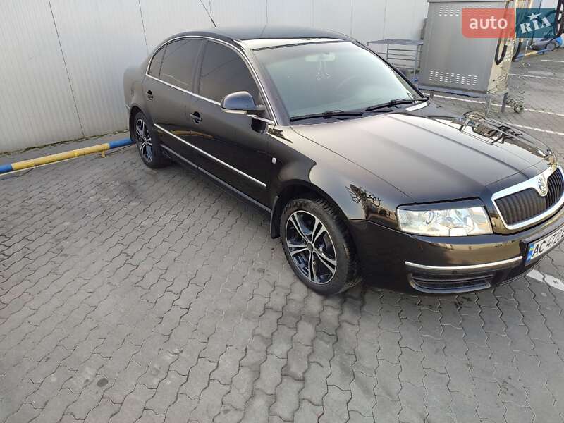 Skoda Superb 2007