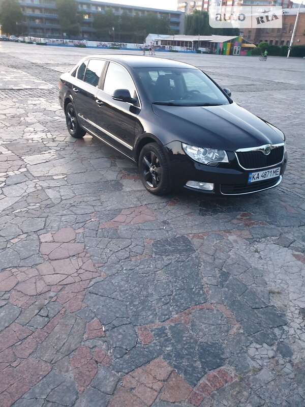 Ліфтбек Skoda Superb 2011 в Кременчуці
