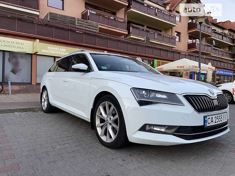 Универсал Skoda Superb 2016 в Христиновке