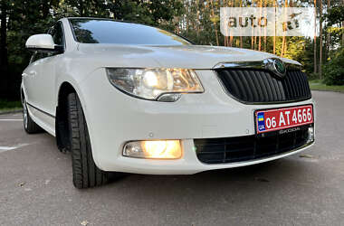 Ліфтбек Skoda Superb 2013 в Житомирі