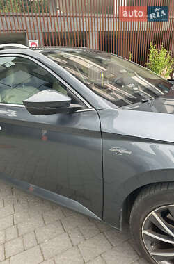 Универсал Skoda Superb 2017 в 