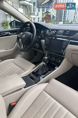 Универсал Skoda Superb 2017 в 