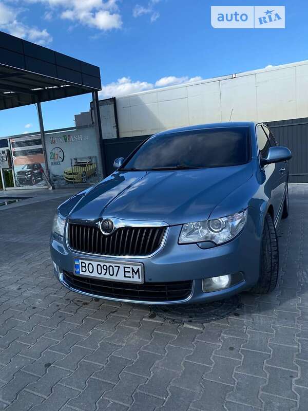 Лифтбек Skoda Superb 2009 в Тернополе